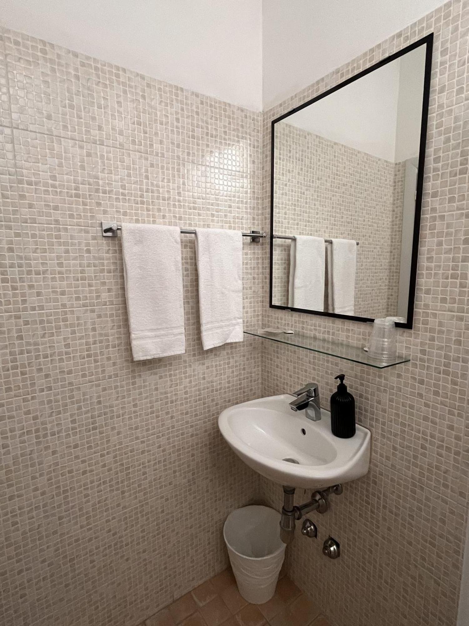 Roma Hotel 3*